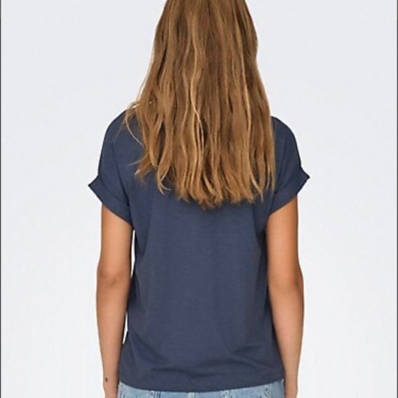 ONLY relaxed fit, cuff-sleeve tshirt - Picture 5 of 5